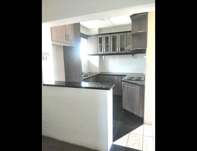 3 BEDROOM APARTMENT FOR SALE IN WINDERMERE